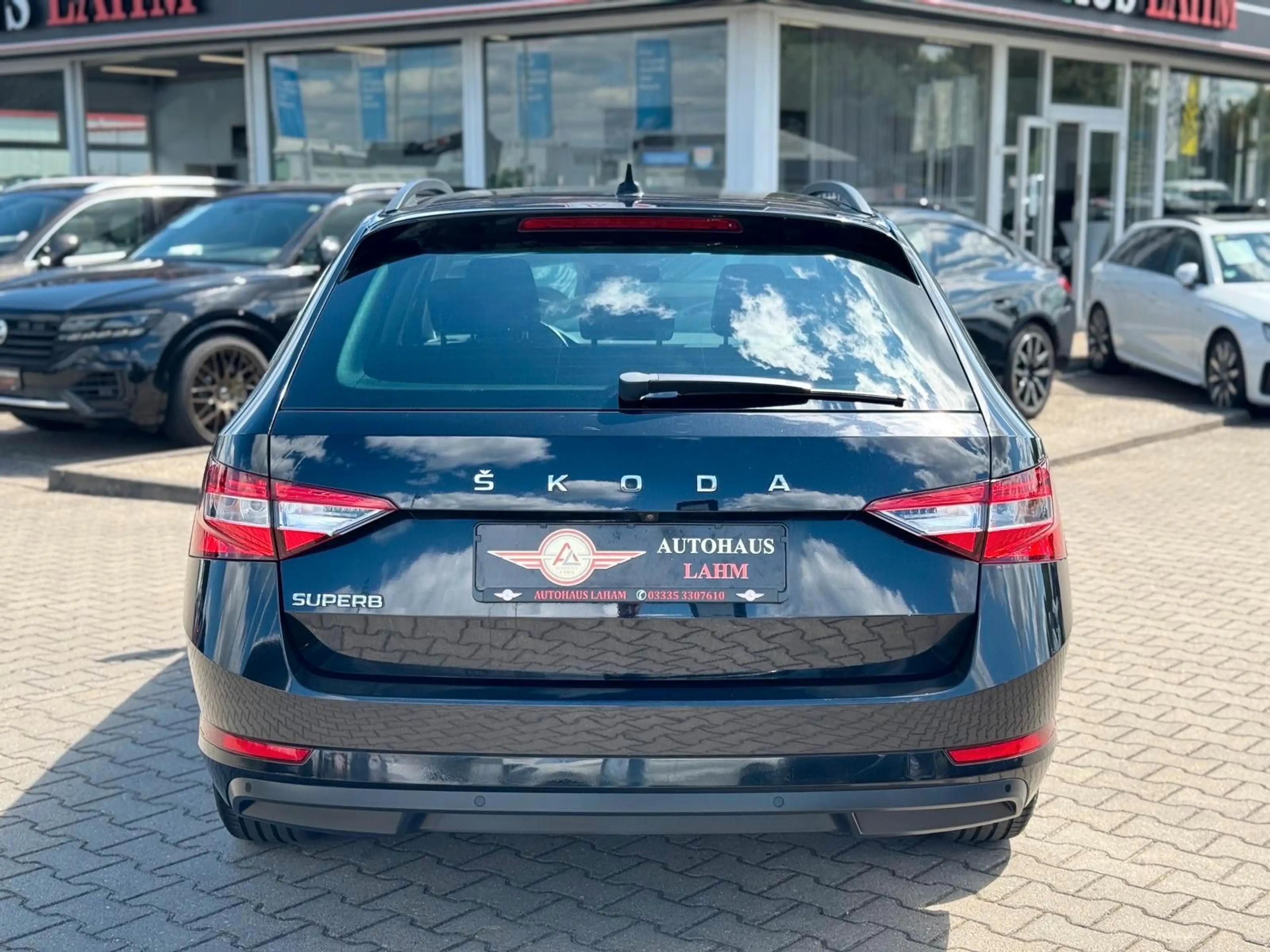 Skoda Superb Combi 2.0TDI DSG"Ambition"AHK*1-HAND*NAVI — photo 8
