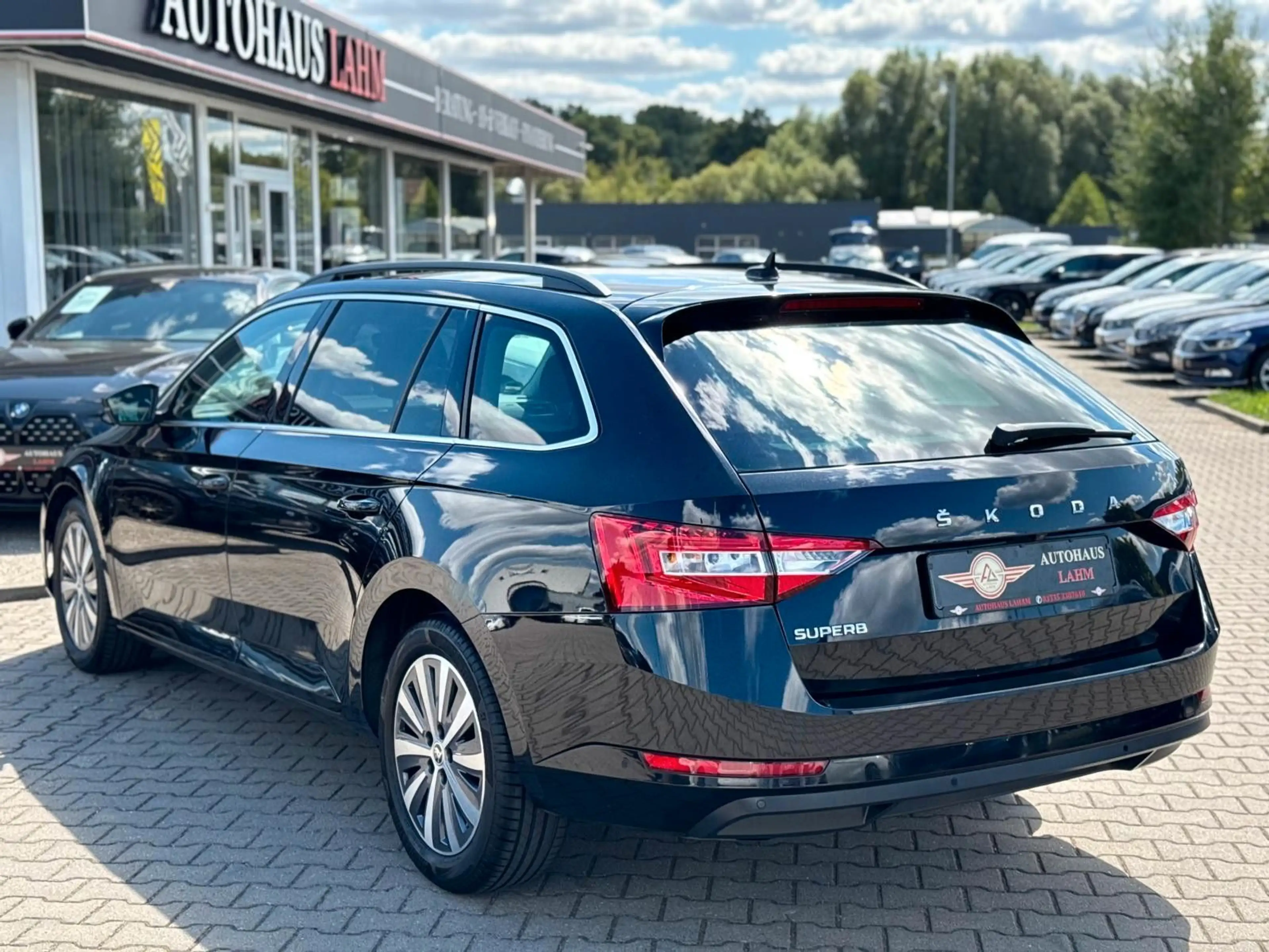 Skoda Superb Combi 2.0TDI DSG"Ambition"AHK*1-HAND*NAVI — photo 7