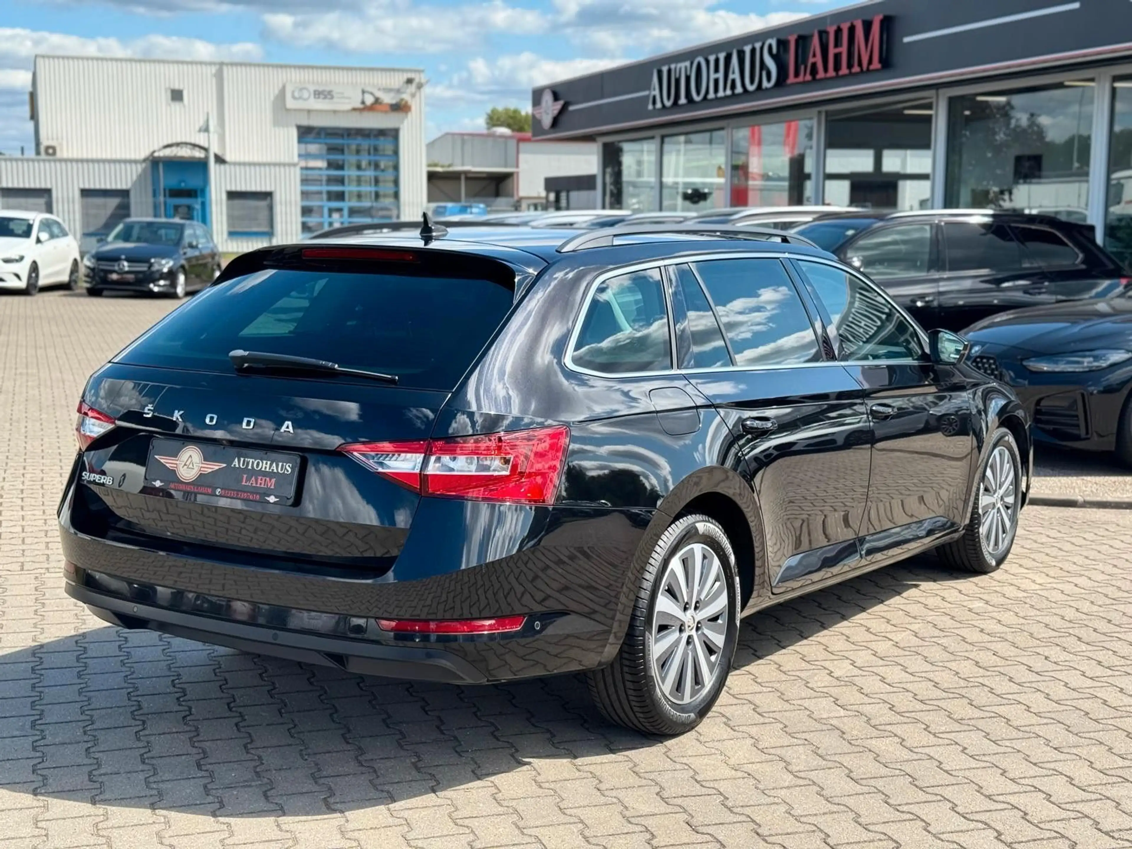 Skoda Superb Combi 2.0TDI DSG"Ambition"AHK*1-HAND*NAVI — photo 6