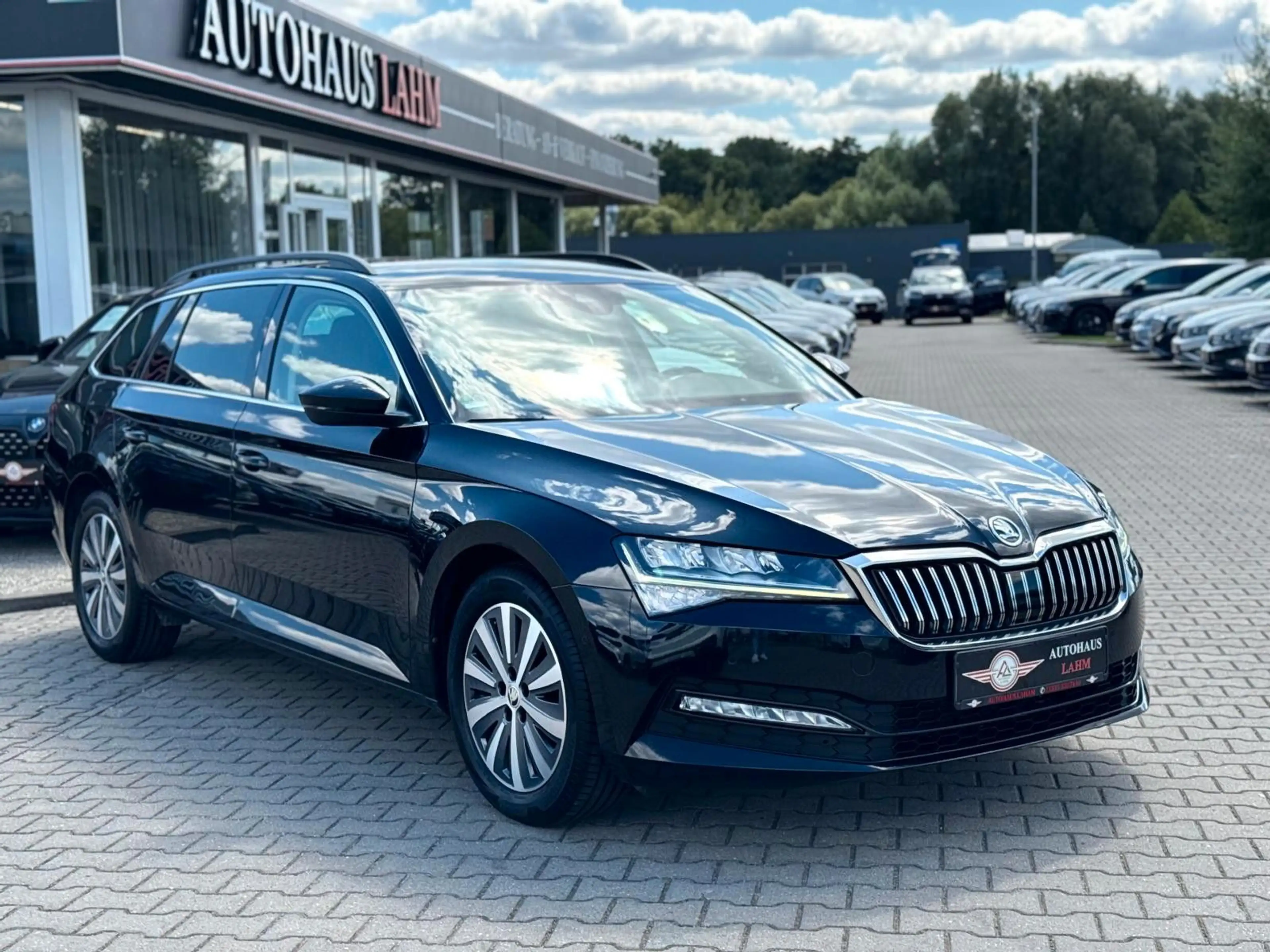 Skoda Superb Combi 2.0TDI DSG"Ambition"AHK*1-HAND*NAVI — photo 3