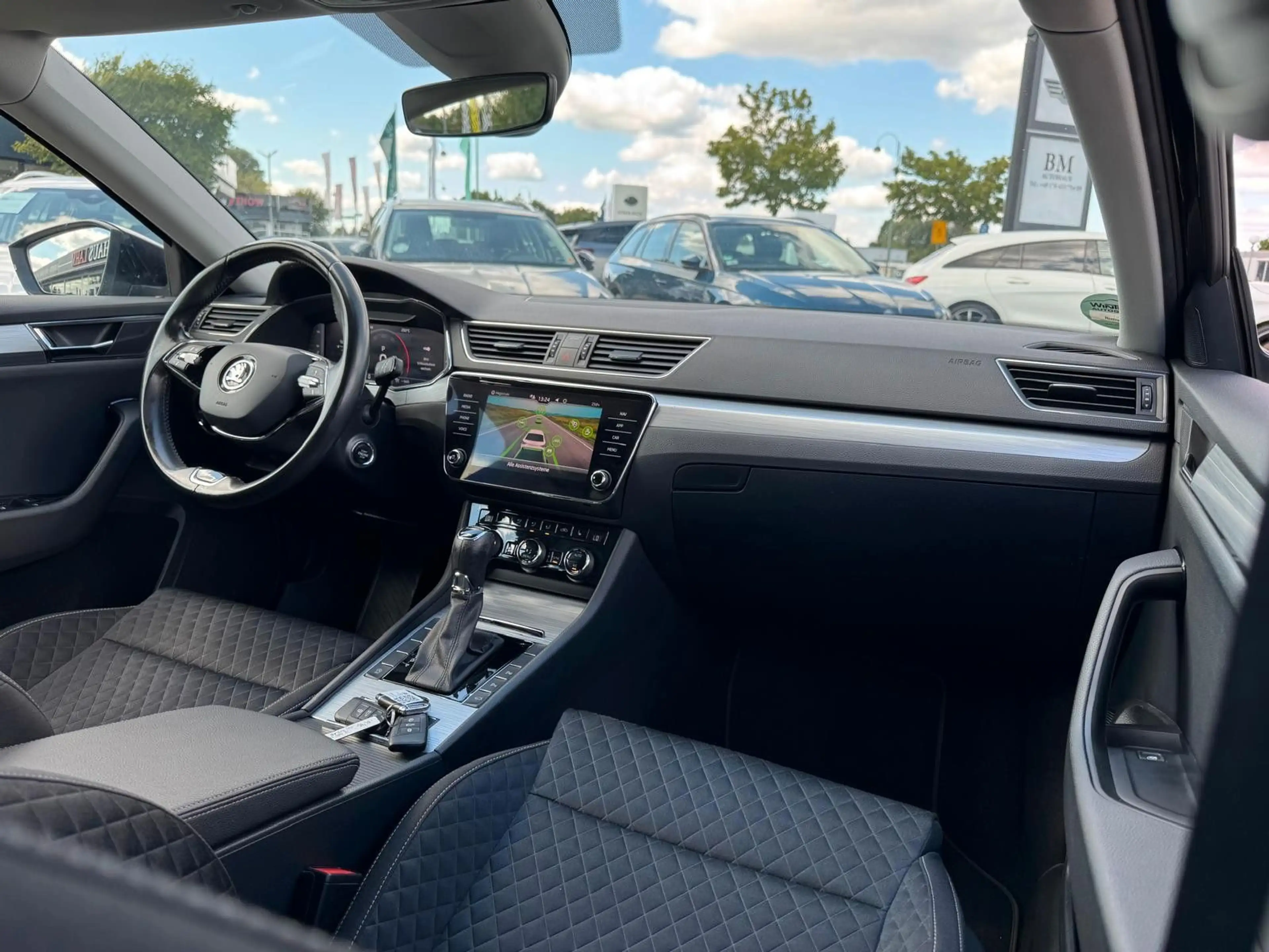 Skoda Superb Combi 2.0TDI DSG"Ambition"AHK*1-HAND*NAVI — photo 12