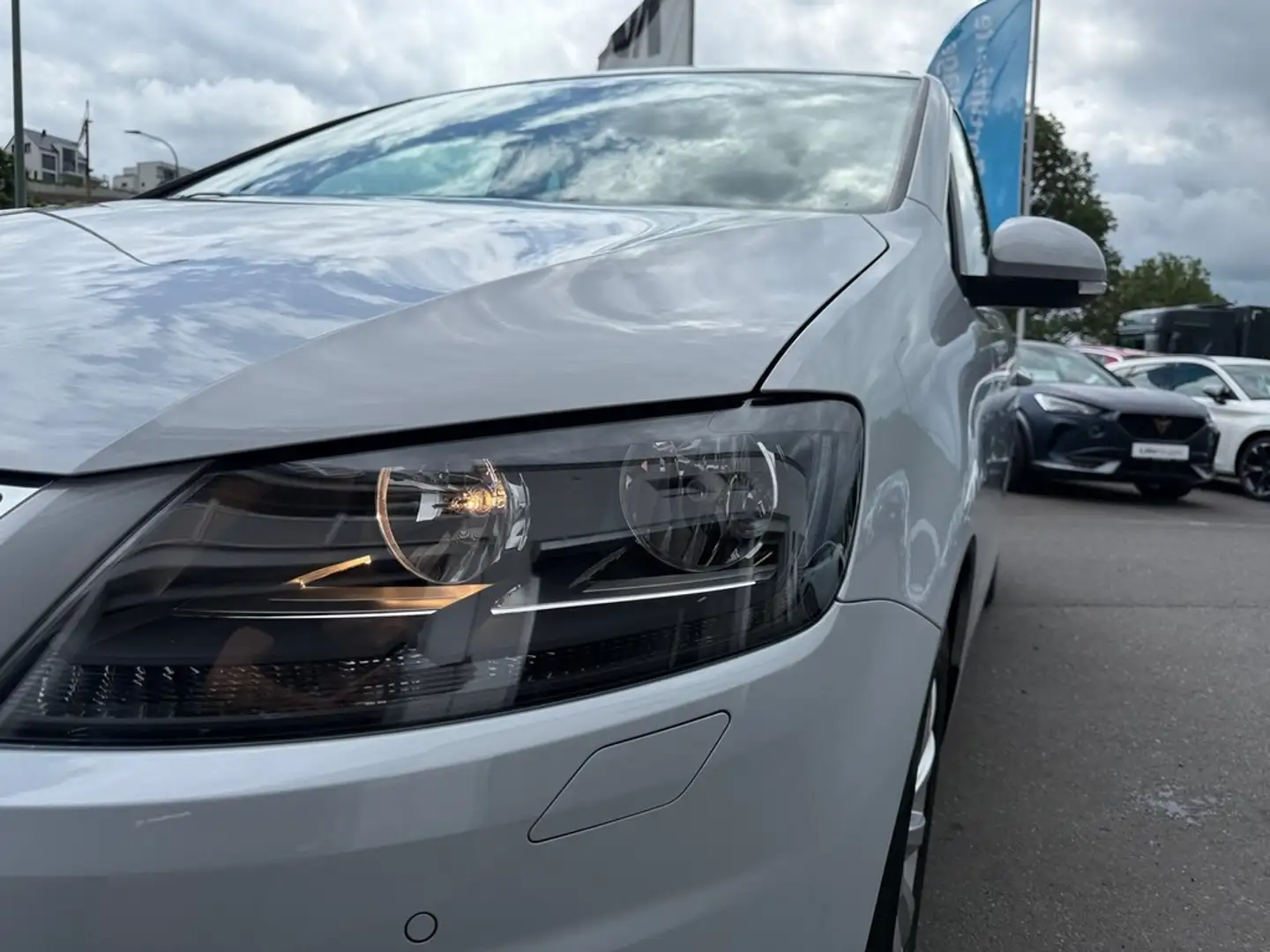 SEAT Alhambra 1,4 TSI Style Panodach Silber - 2