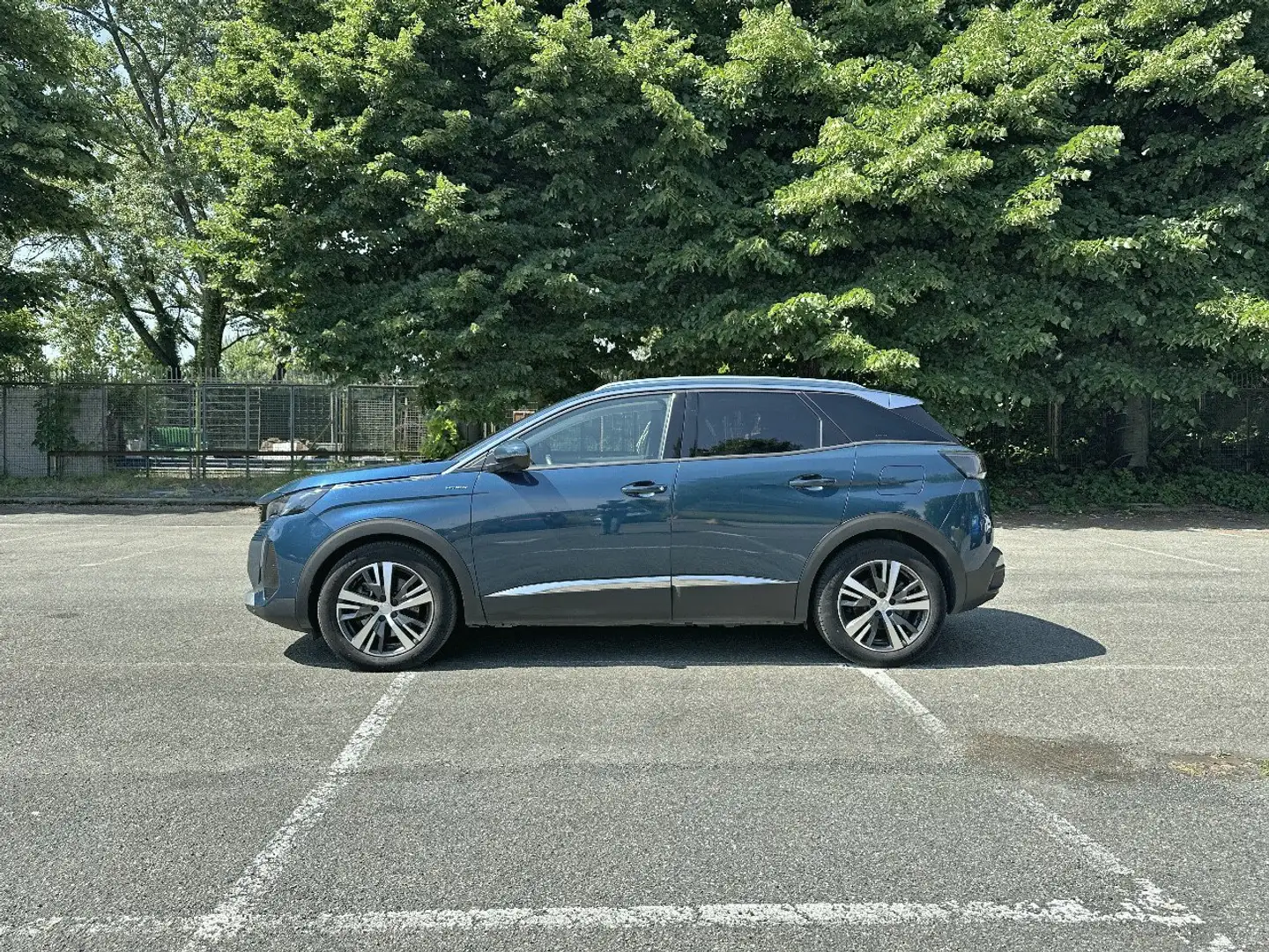 Peugeot 3008 Hybrid 225 e-EAT8 Allure Pack Bleu - 2