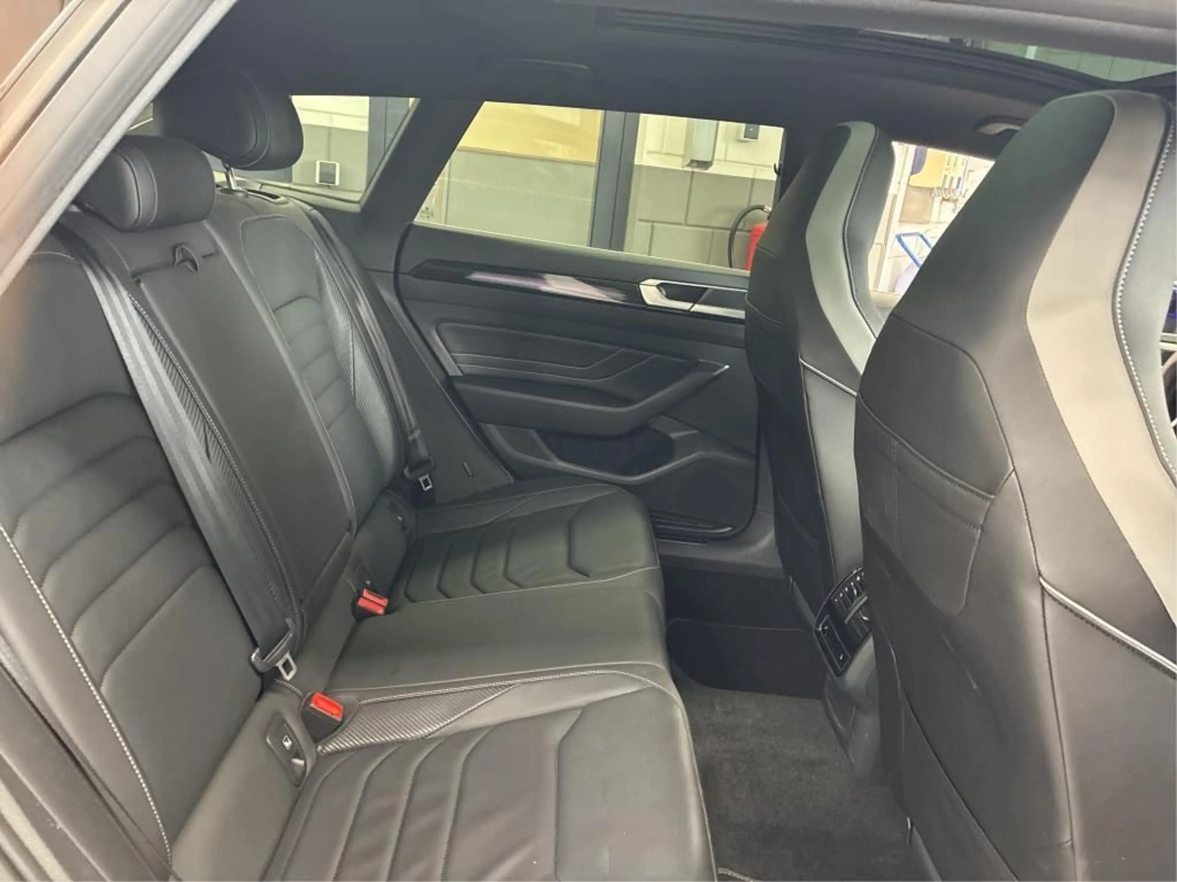 Volkswagen Arteon Shootingbrake R-LINE 218PS PHEV NP:70tEUR! PANO+HE — photo 5