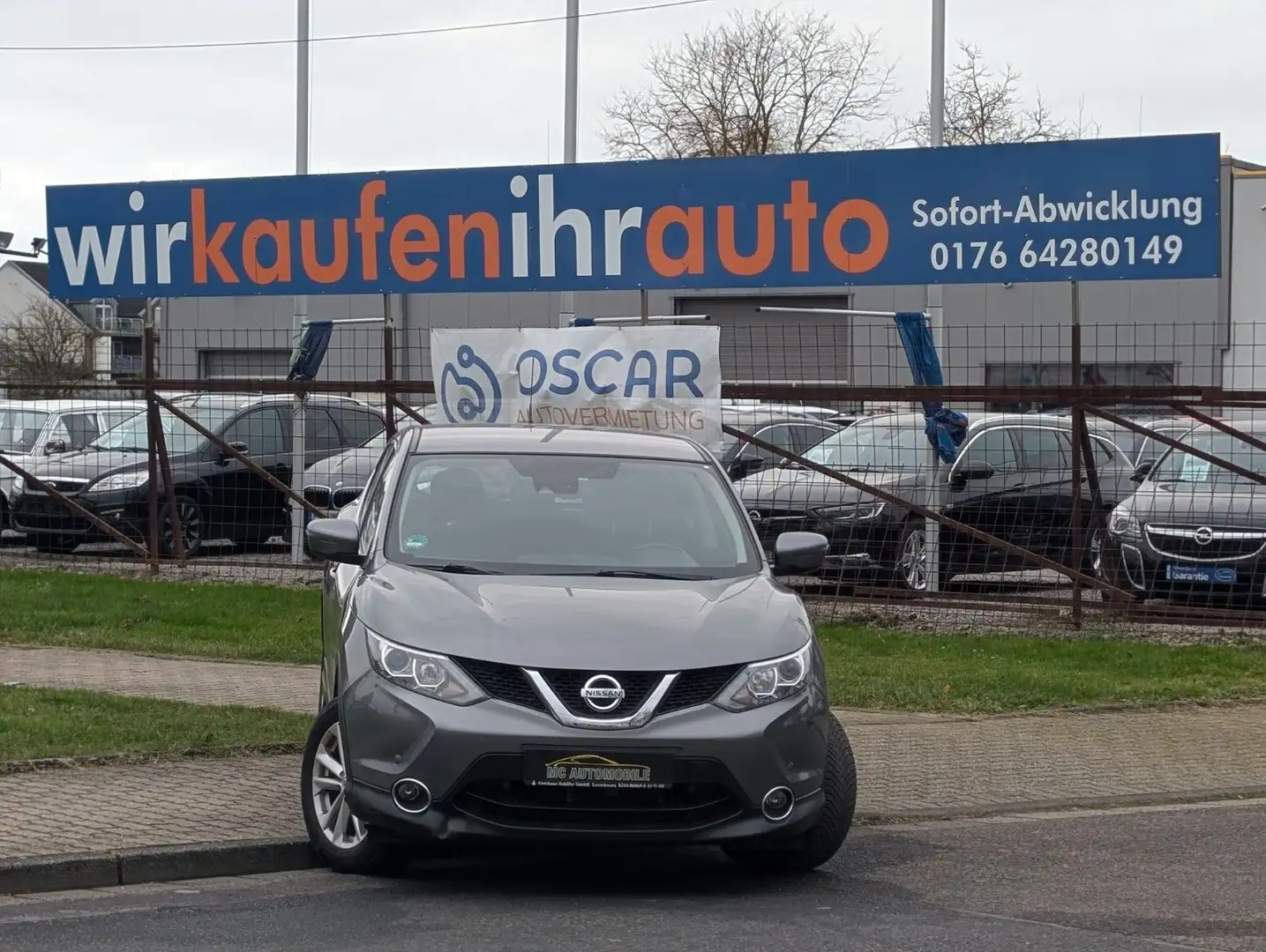 Nissan Qashqai Acenta*AUTOMATIK*AHK*KAMERA*NAVI !! Grau - 1