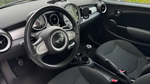 Mini One view 11