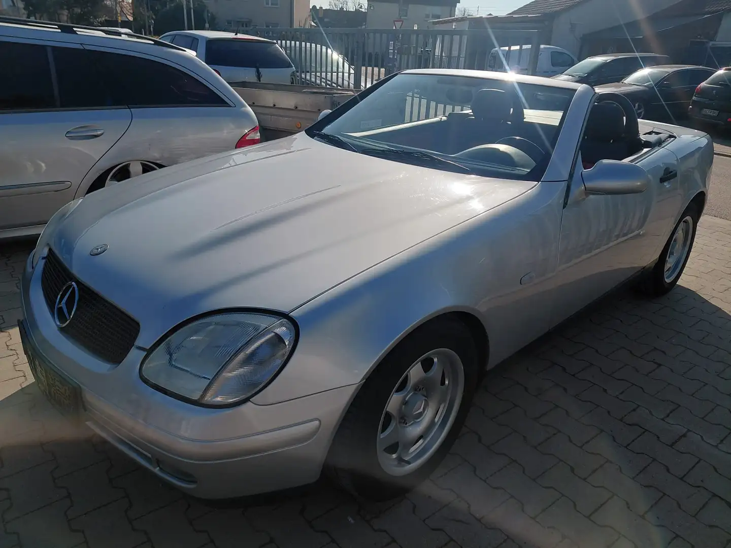 Mercedes-Benz SLK 200 HU & AU Neu! Silber - 1