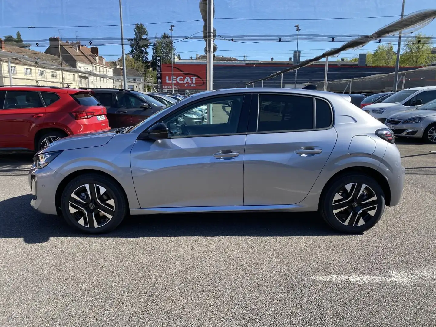 Peugeot 208 II (2) 1.2 Hybrid 110 e-DCS6 Allure PACK VISION \u Gris - 2