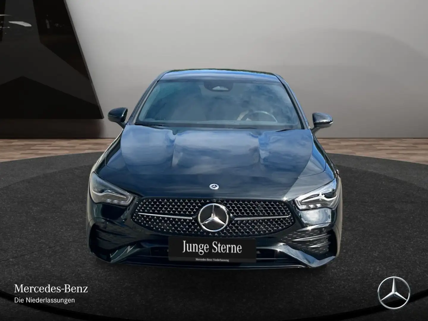 Mercedes-Benz CLA 200 AMG+NIGHT+LED+KAMERA+KEYLESS+7G Schwarz - 2
