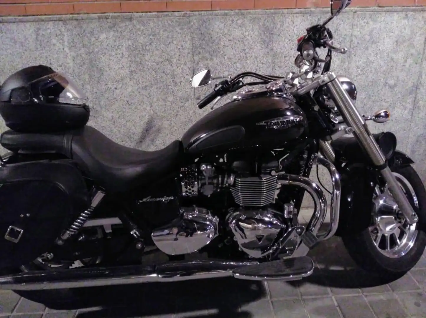 Triumph America LT america A3 Negro - 1