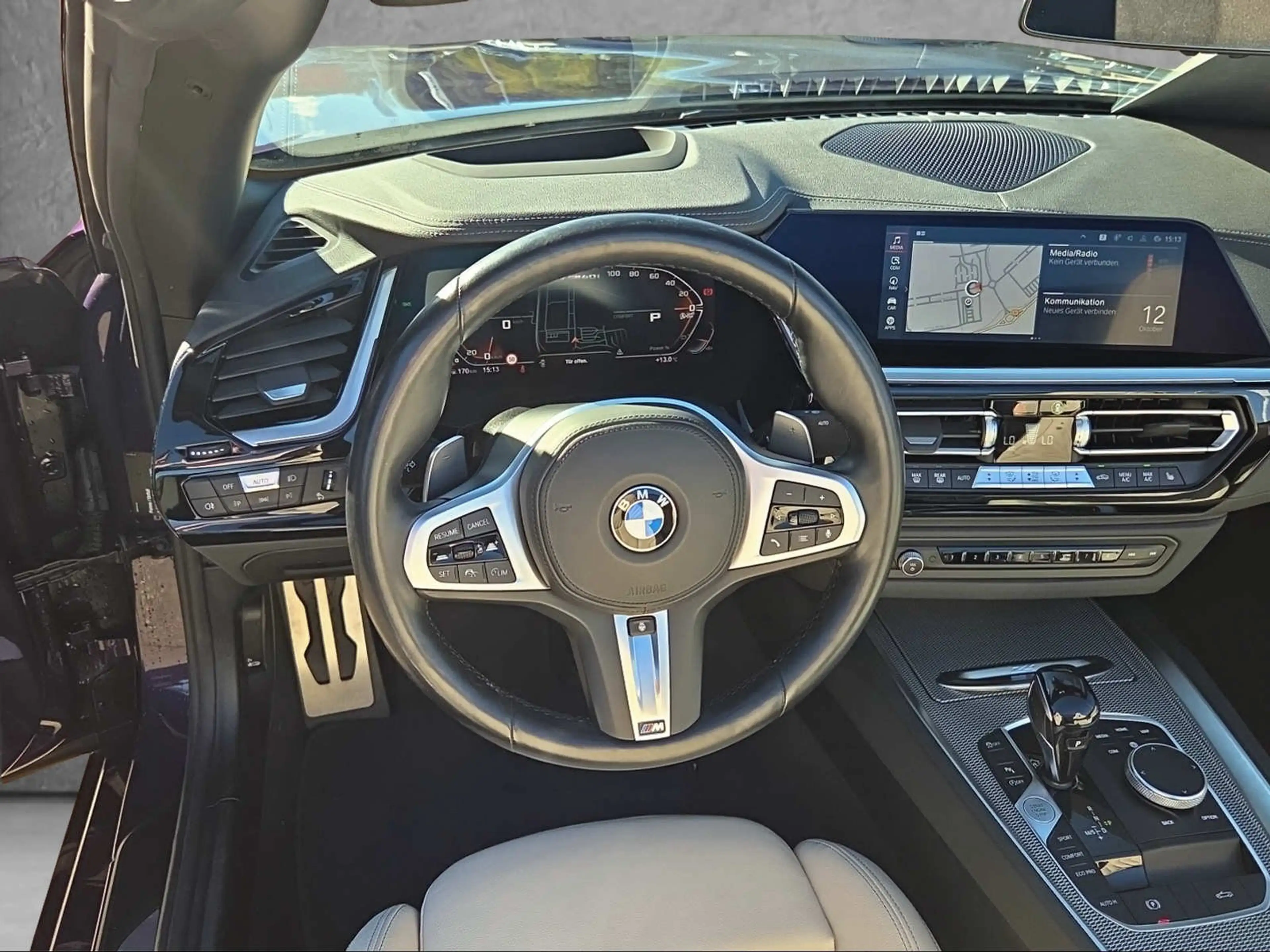 BMW Z4 M40i — photo 8