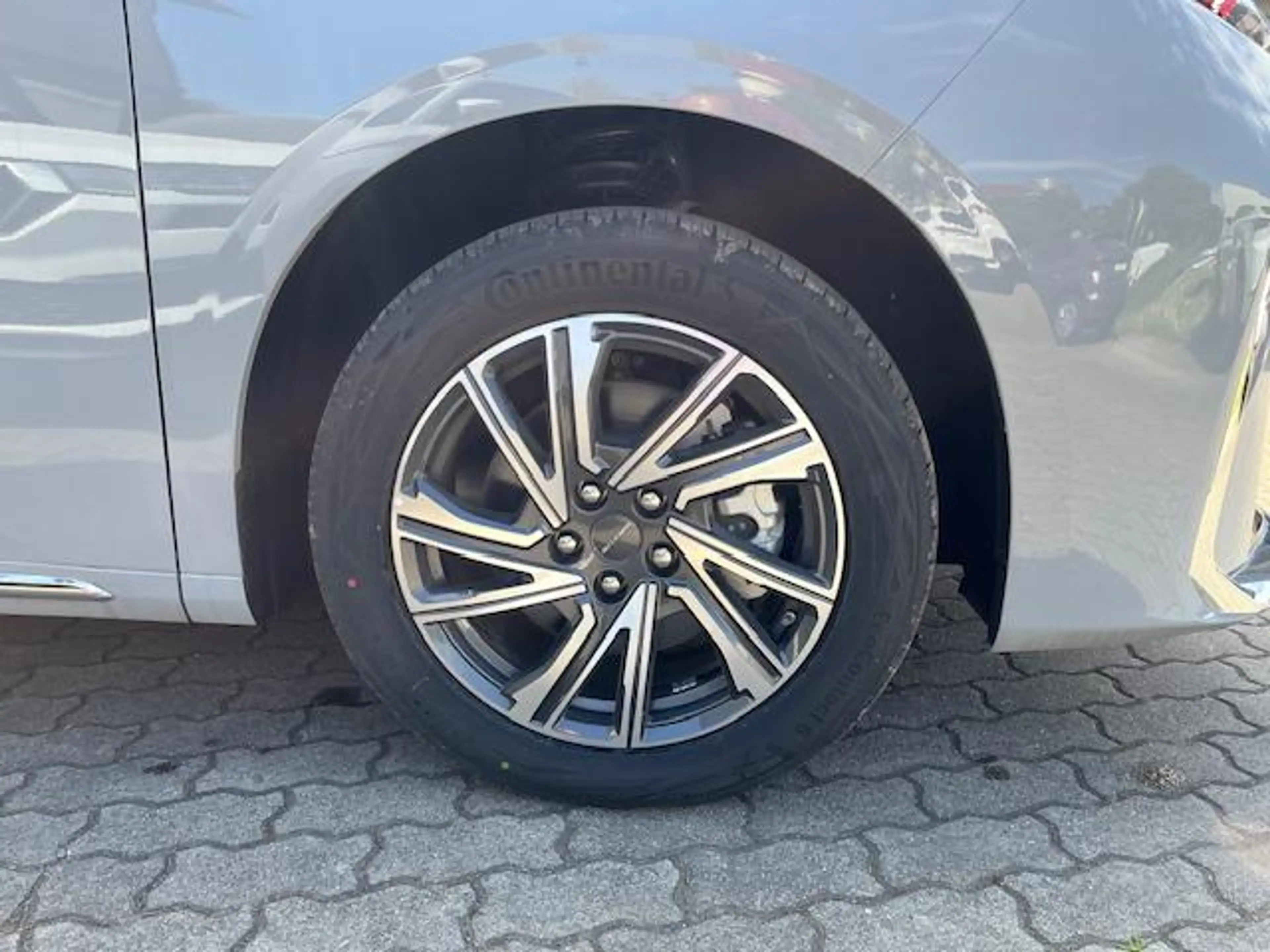 Maxus Mifa 9 LUXURY+AKKU90kWh+7-SITZER+LAGERWAGEN — photo 4