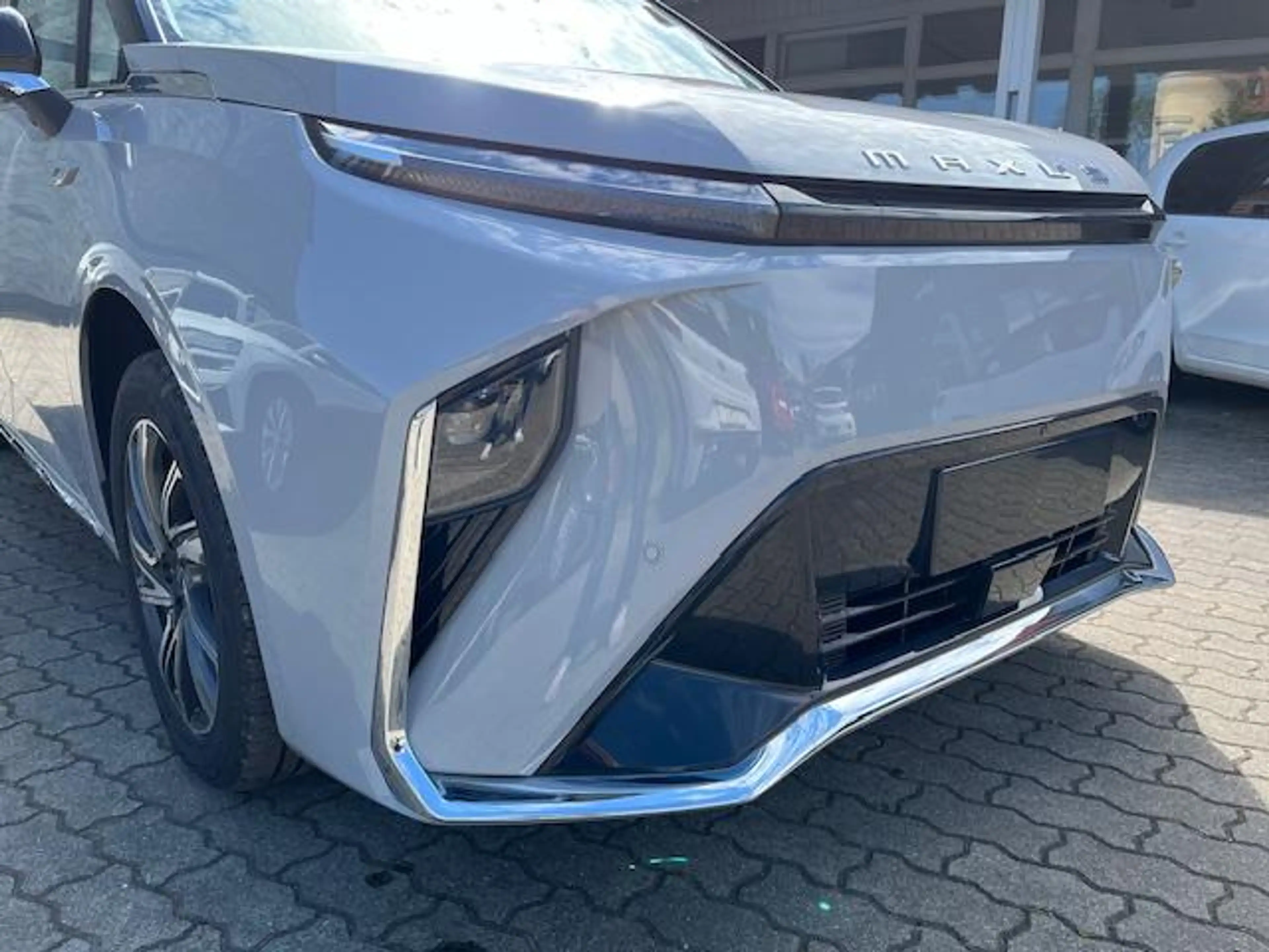 Maxus Mifa 9 LUXURY+AKKU90kWh+7-SITZER+LAGERWAGEN — photo 3