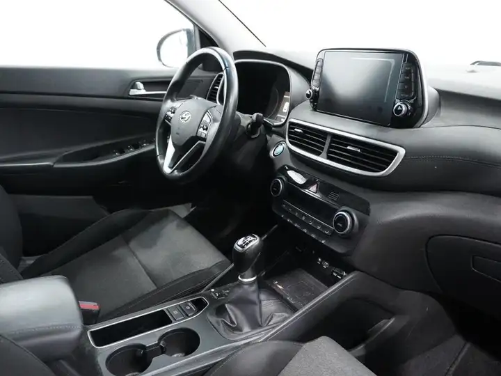 Hyundai Tucson FL CRDI 1.6 4X2 ESSENCE 2019, foto 10