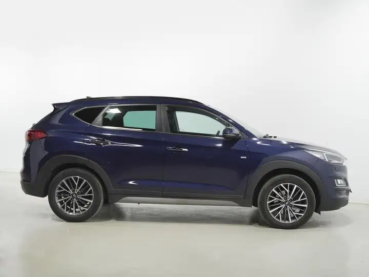 Hyundai Tucson FL CRDI 1.6 4X2 ESSENCE 2019, foto 3