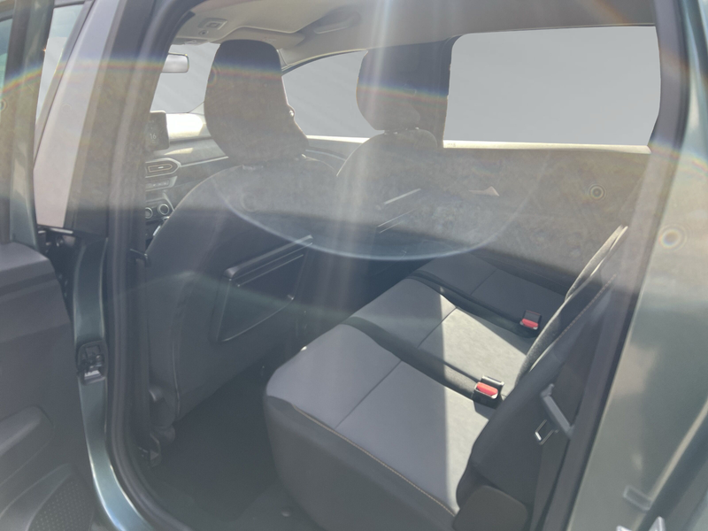 Dacia Jogger Extreme TCe 110 — photo 8