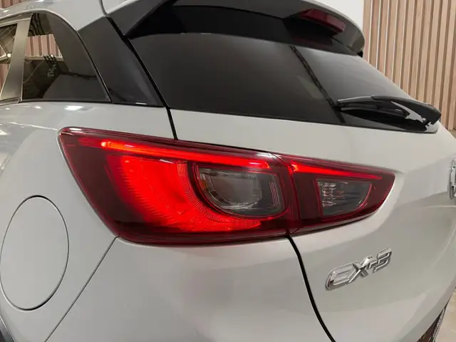 Mazda CX-3 view 9