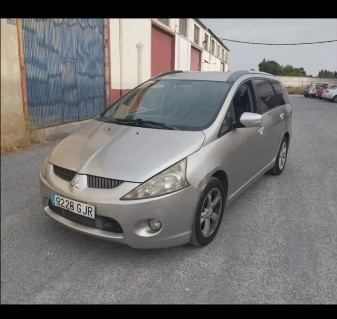 Mitsubishi Grandis 2.0DI-D Intense Plus Plateado - 1