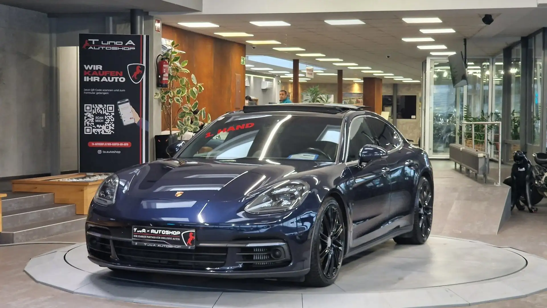 Porsche Panamera 4S 1-Hand ALLRAD Aut. *Pano*Kamera*Navi*BOSE* Blau - 2