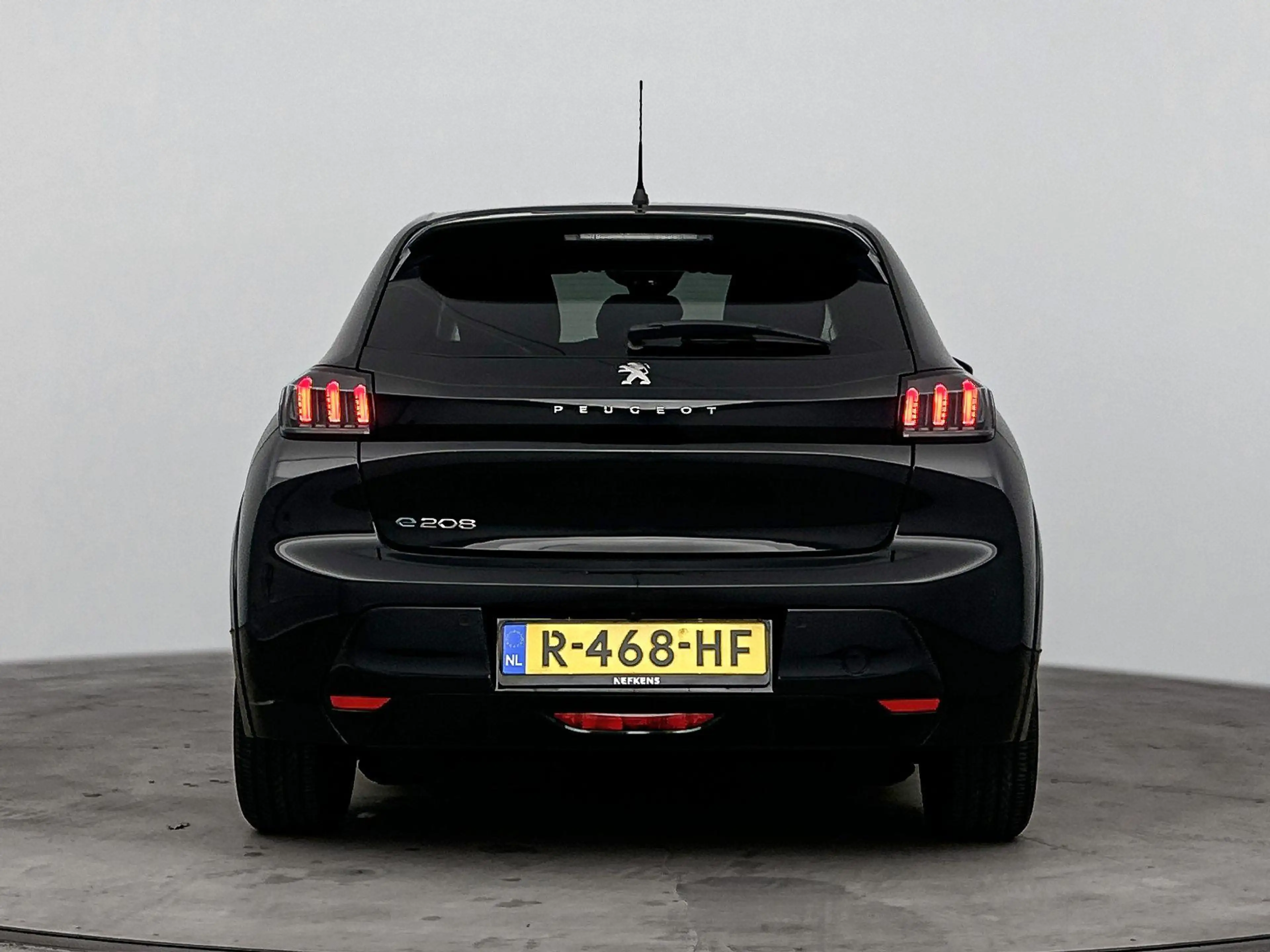 Peugeot e-208 136 pk 50 kWH EV Allure Pack | ACCU 93% | Navigati — photo 3