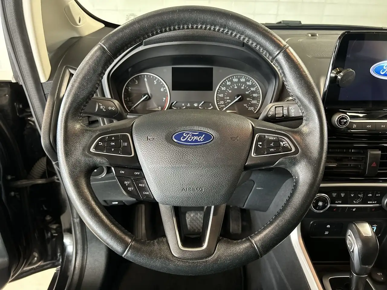 Ford EcoSport photo Ford EcoSport