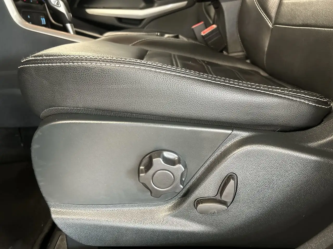 Ford EcoSport photo Ford EcoSport