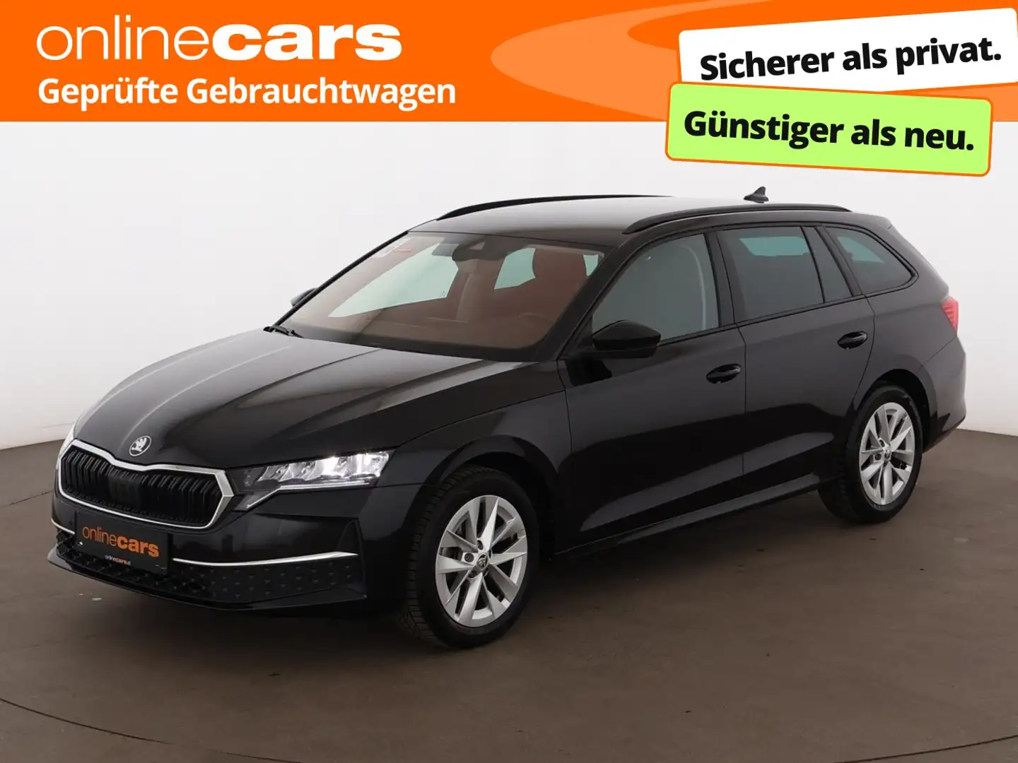 Skoda Octavia Combi 2.0 TDI Selection Aut LED AHK RADAR Schwarz - 1