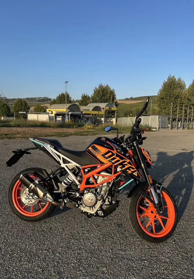 KTM 390 Duke