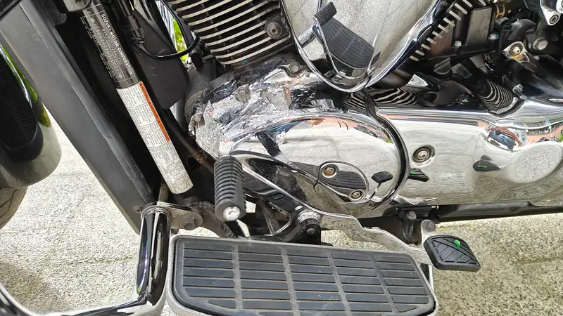 Suzuki Intruder C - foto 6