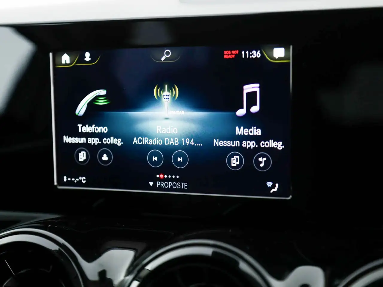 Mercedes-Benz GLA 180 180 d executive auto 16