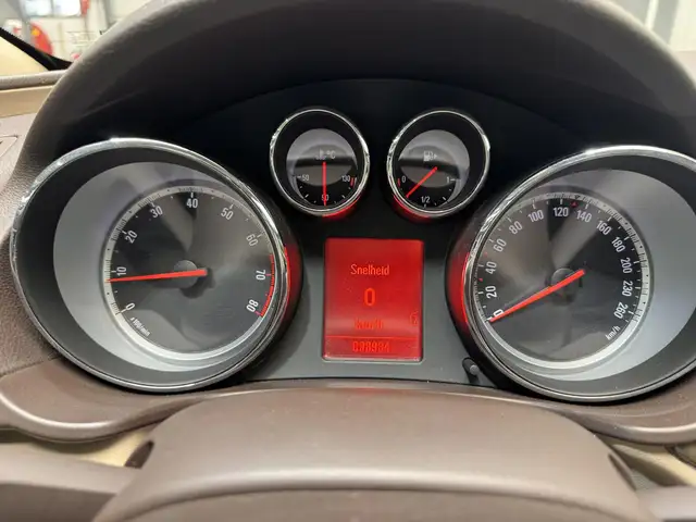 Opel Insignia view 13