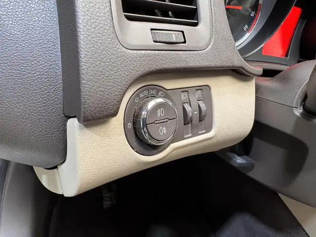 Opel Insignia view 25