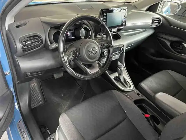 Toyota Yaris view 8