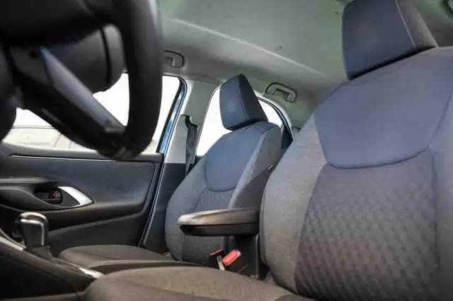 Toyota Yaris view 10