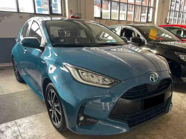 Toyota Yaris view 2