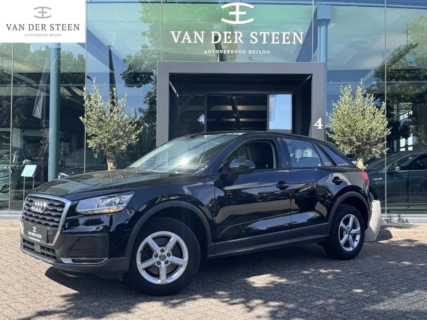 Audi Q2 1.0 TFSI #limited Apple Carplay | Dealer Onderhoud Zwart - 1