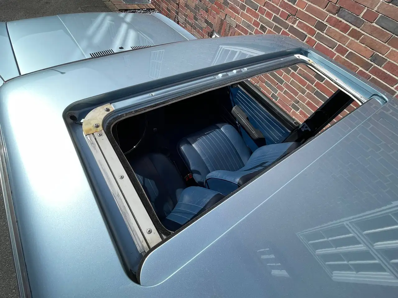 Volkswagen K70 Luxus in Marathonmetallic, foto 10