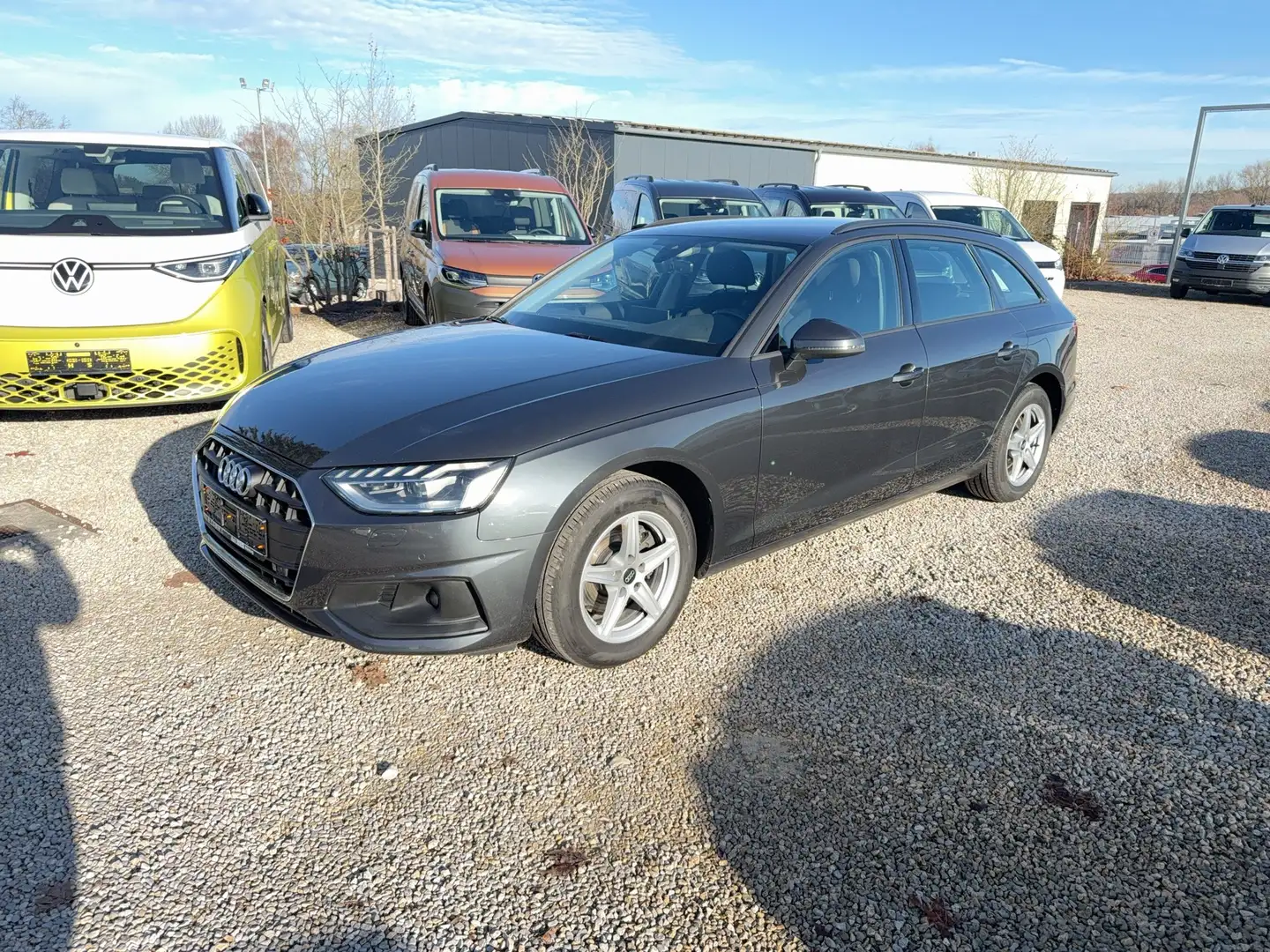 Audi A4 Avant 35 TDi DSG Matrix/AHK/Akustikglas/LED Gris - 2