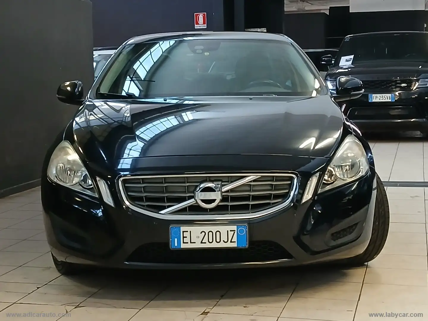 Volvo S60 DRIVe Kinetic Nero - 2