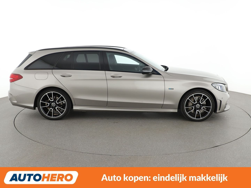 Mercedes-Benz C 300 C 300e T AMG Line — photo 7