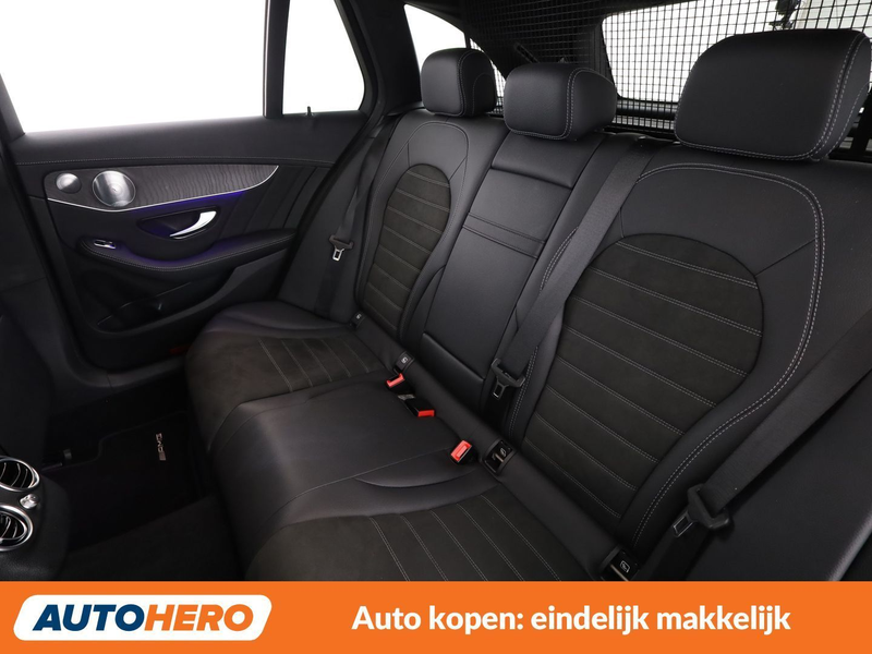 Mercedes-Benz C 300 C 300e T AMG Line — photo 14