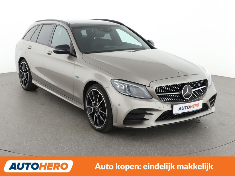Mercedes-Benz C 300 C 300e T AMG Line — photo 8