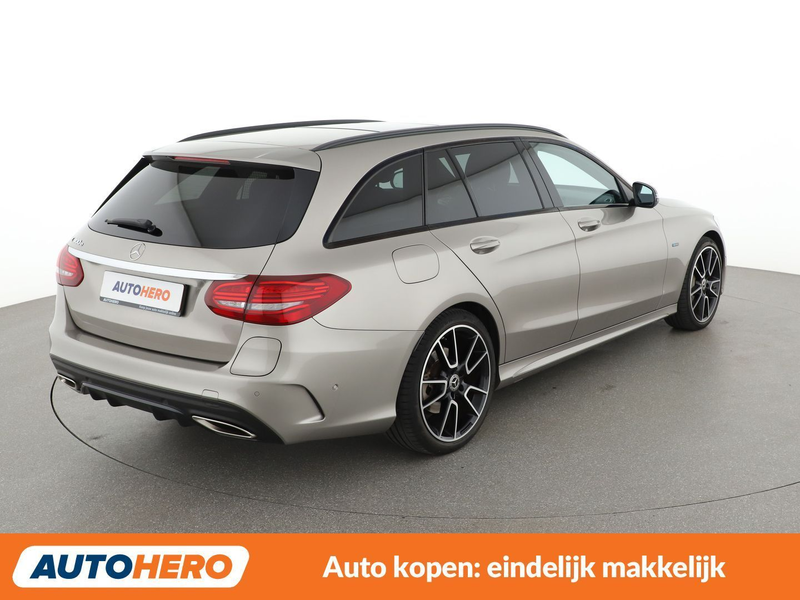 Mercedes-Benz C 300 C 300e T AMG Line — photo 6