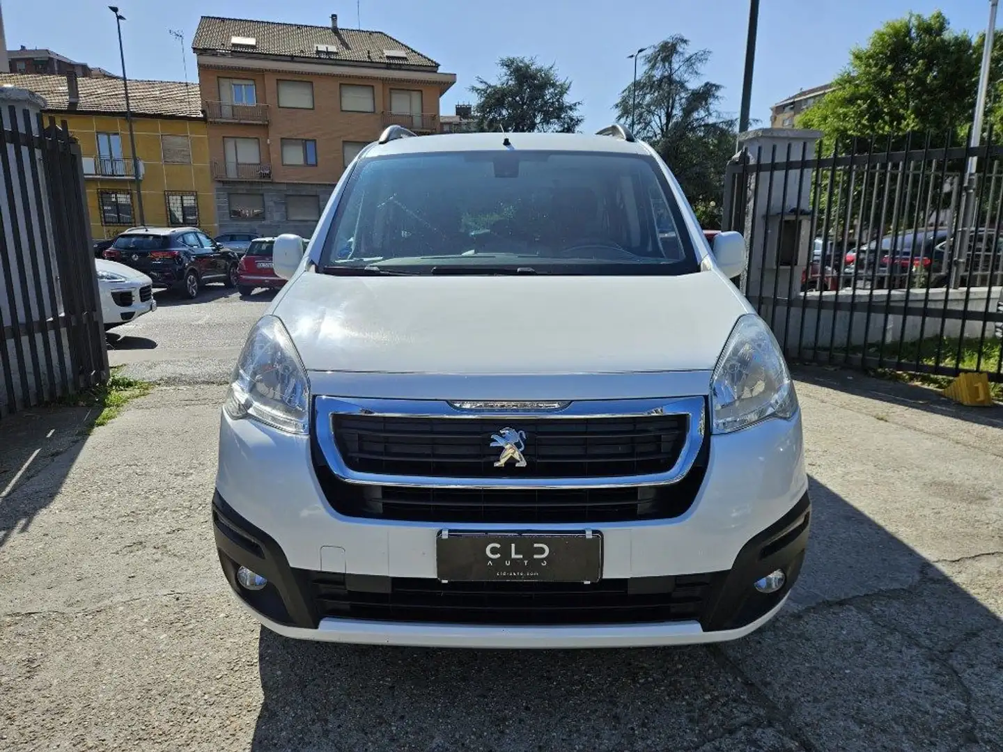 Peugeot Partner Tepee BlueHDi 100 Bianco - 2