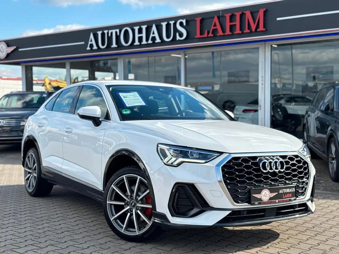 Audi Q3 Sportback 35TDI S-TRONIC"S-LINE"KAMERA*AHK* Weiß - 1