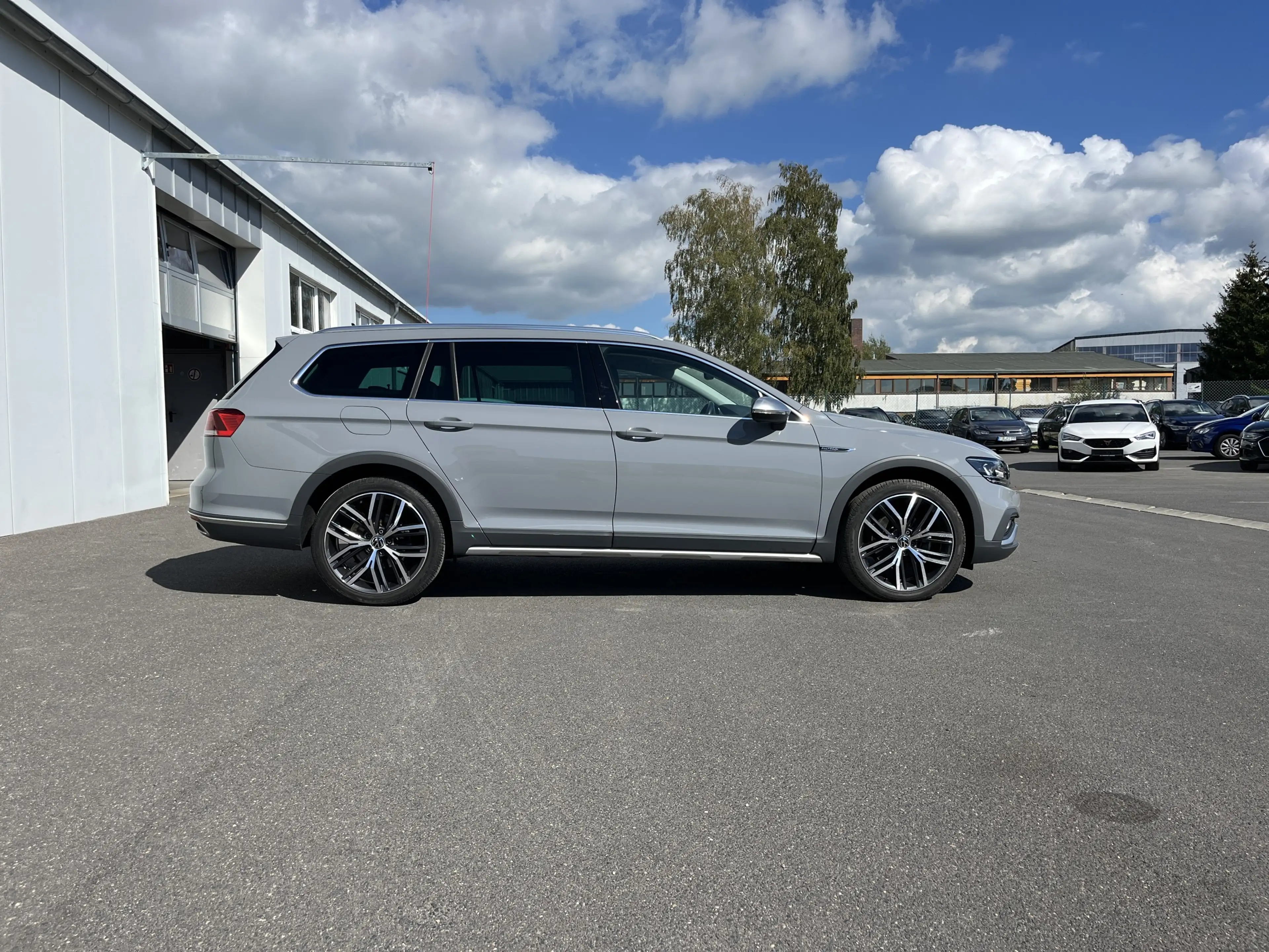 Volkswagen Passat Alltrack 2.0 TDI DSG 4Mo 1,99% Fin. Navi TravelAssist LED R — photo 5