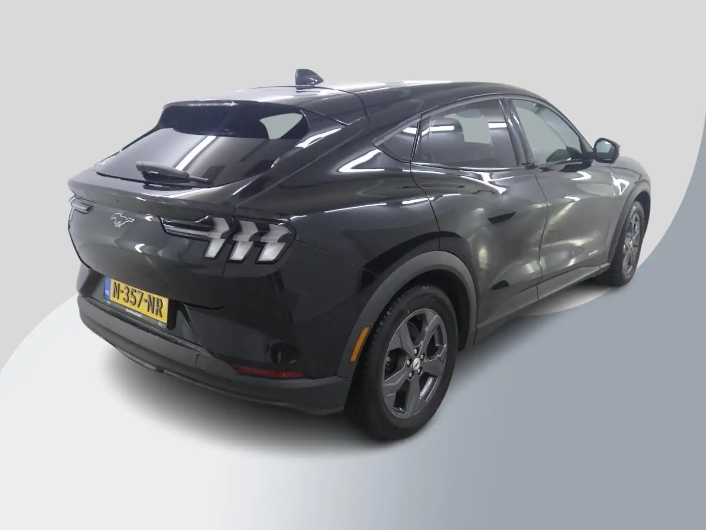 Ford Mustang Mach-E RWD 75 kWh | Full Leder | 113000 km! Noir - 2