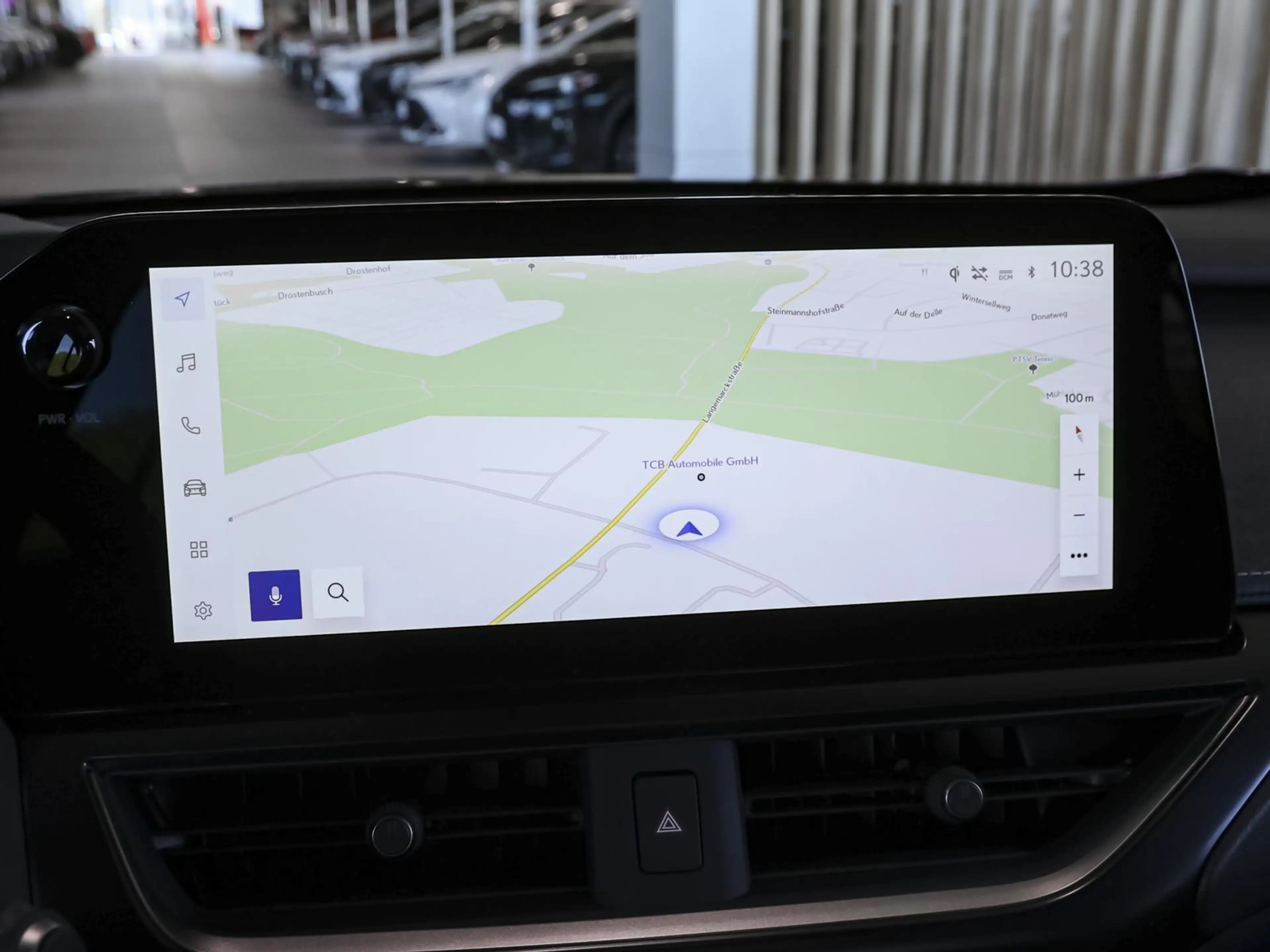 Lexus UX 250h 300h F-Sport Design LEDER NAVI SHZ PDC KLIMA — photo 15