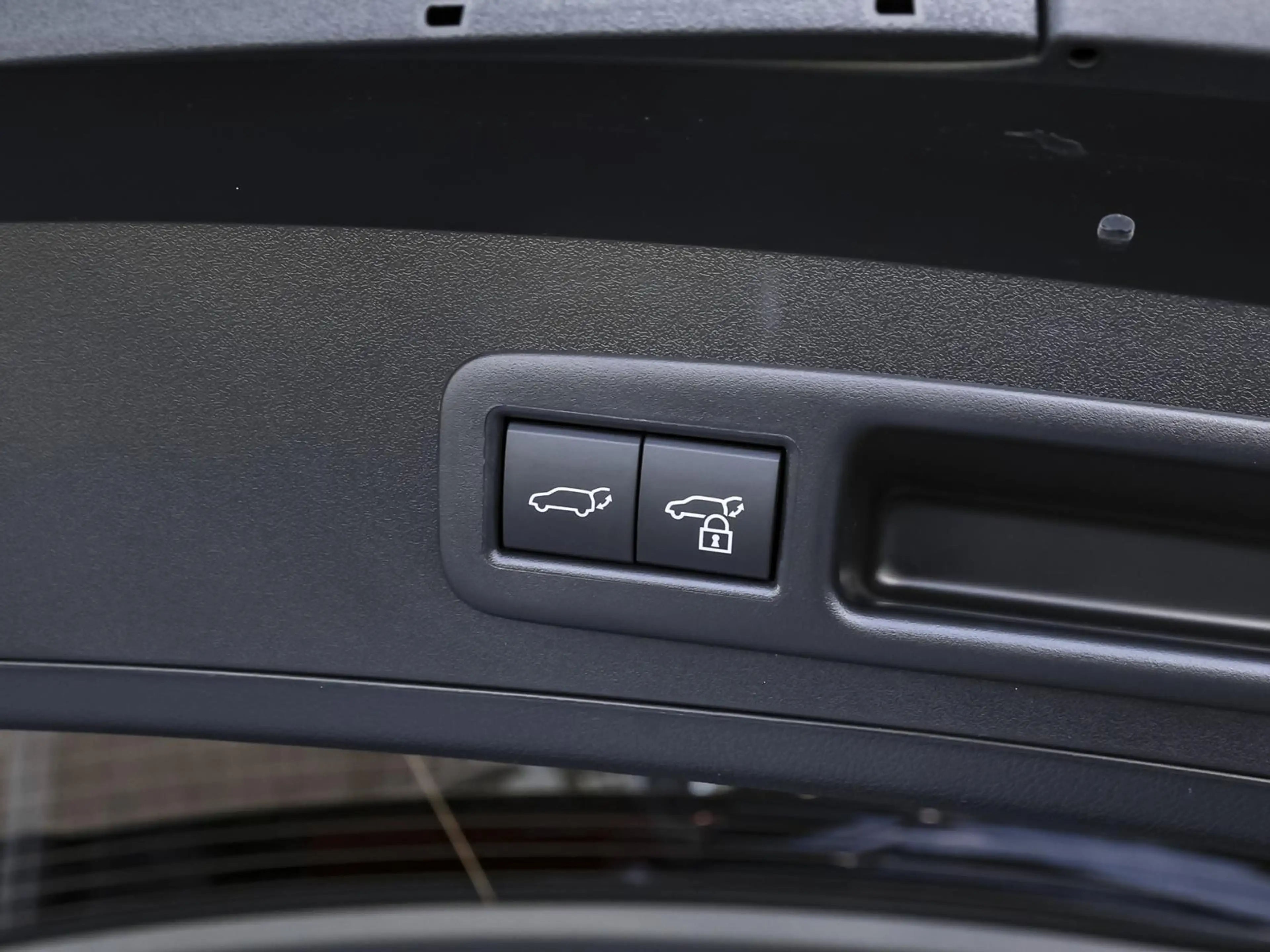 Lexus UX 250h 300h F-Sport Design LEDER NAVI SHZ PDC KLIMA — photo 11