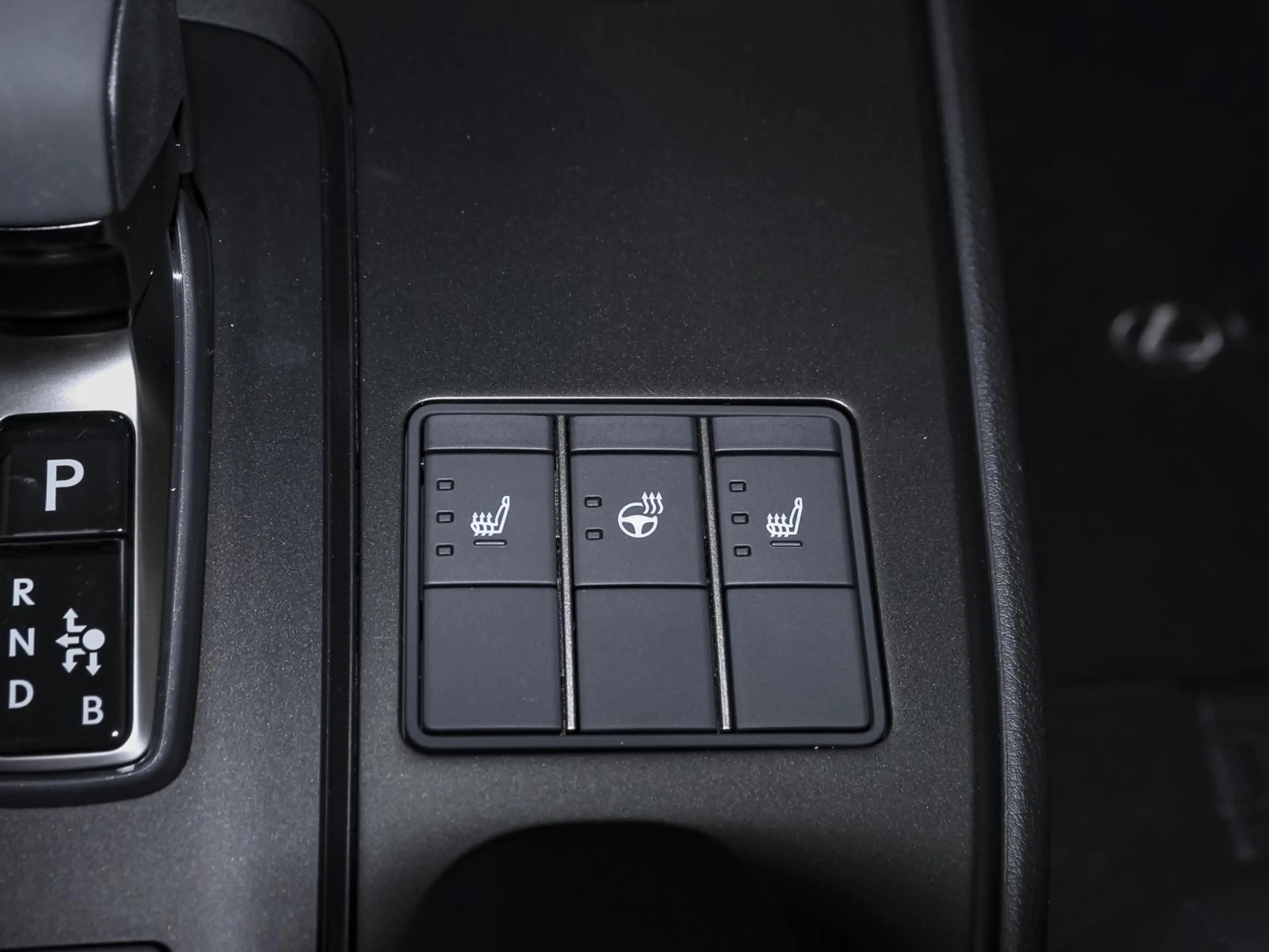 Lexus UX 250h 300h F-Sport Design LEDER NAVI SHZ PDC KLIMA — photo 12